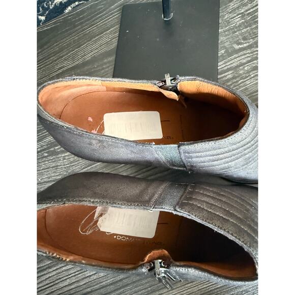 NWOT Donald J. Pliner Metallic Ankle Square Toe Booties - Picture 3 of 6
